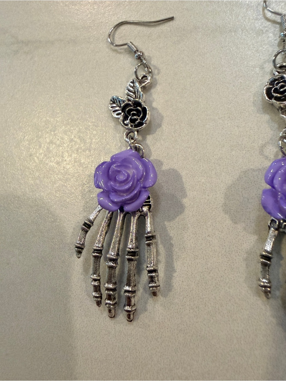 Gothic Skull Hand Earrings Purple Rose Flower - Unique - NEW - Picture 2 of 5